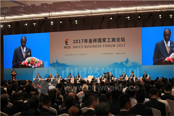 搭上人形机器人“风口”，这座三线城市的房价率先突围  楼市地理